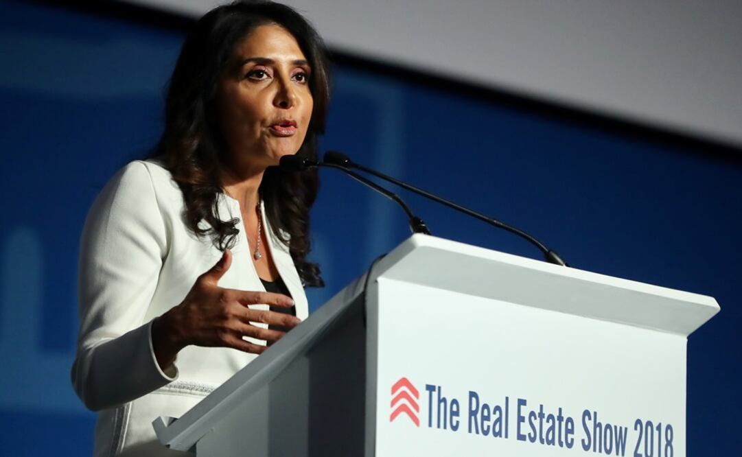 Alejandra Barrales dijo que su meta es que se produzcan 250 mil viviendas en el próximo sexenio (Foto: Archivo / EL UNIVERSAL)