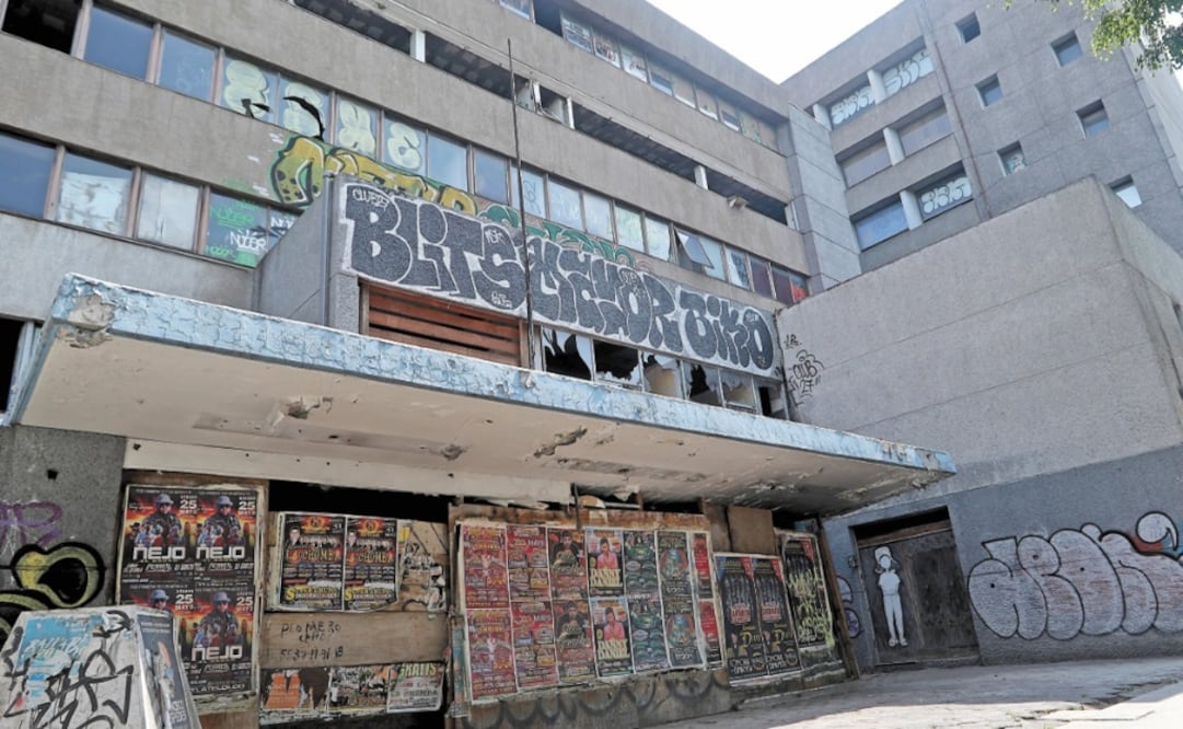 A total of 56 units from the Institute for Security and Social Services for State Workers (ISSSTE) are currently abandoned - Photo: Valente Rosas/EL UNIVERSAL