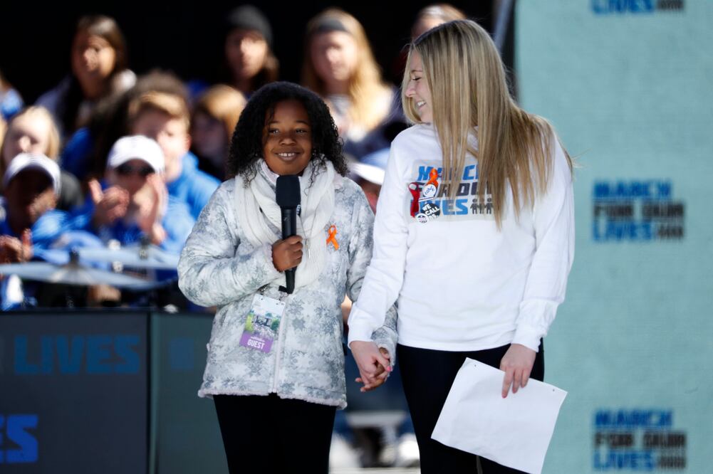 Yolanda Renee King, nieta del activista por los derechos humanos Martin Luther King Jr, da un discurso durante la "Marcha por nuestras vidas" por el control de armas en EU (Foto: Reuters)