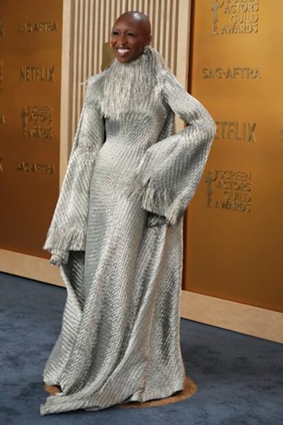 Cynthia Erivo lució un impresionante vestido Givenchy durante la alfombra. Foto: AP