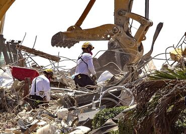 Cifra de muertos en edificio derrumbado en Miami asciende a 78; rescatan 14 cuerpos más