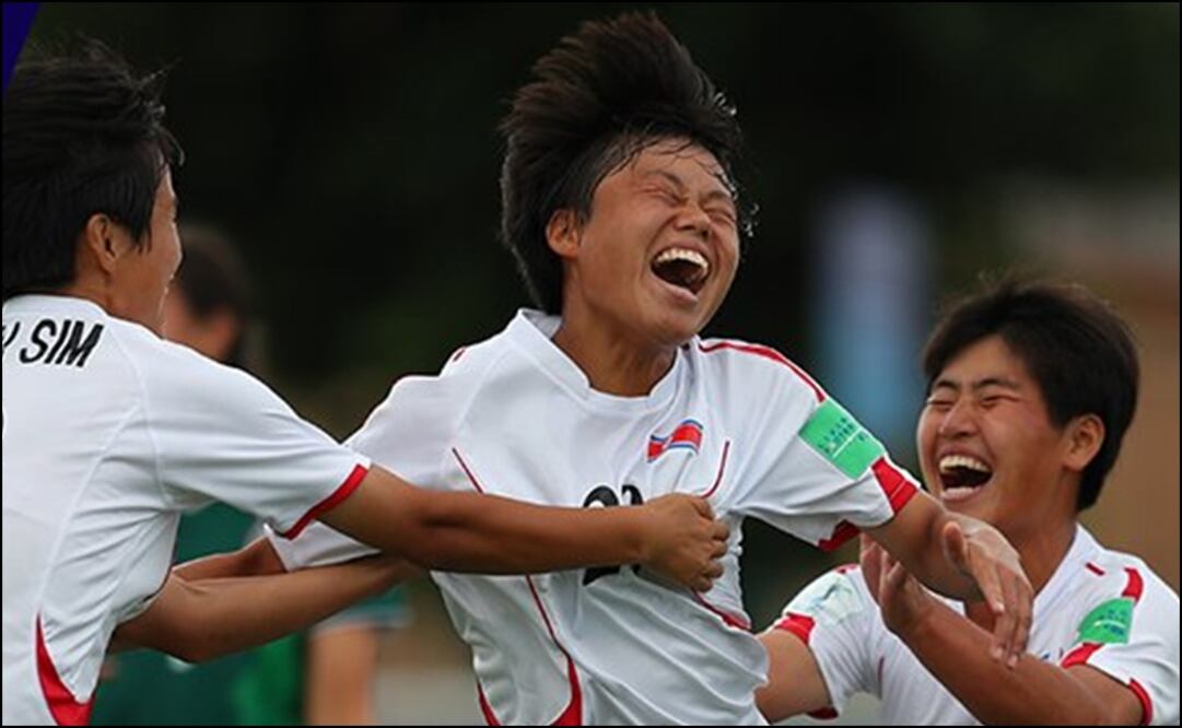 Las asiáticas celebran su gol de la victoria ante México. Foto: @FIFAWWC