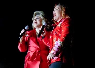 Angélica María y Ángelica Vale combinan en streaming música y comedia