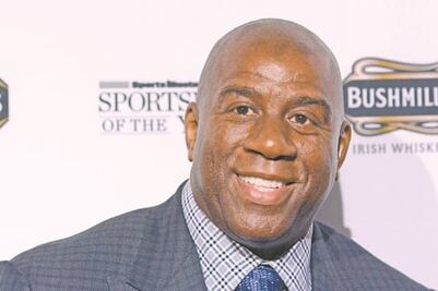 Magic Johnson, emocionado por adquirir a equipo de la NFL