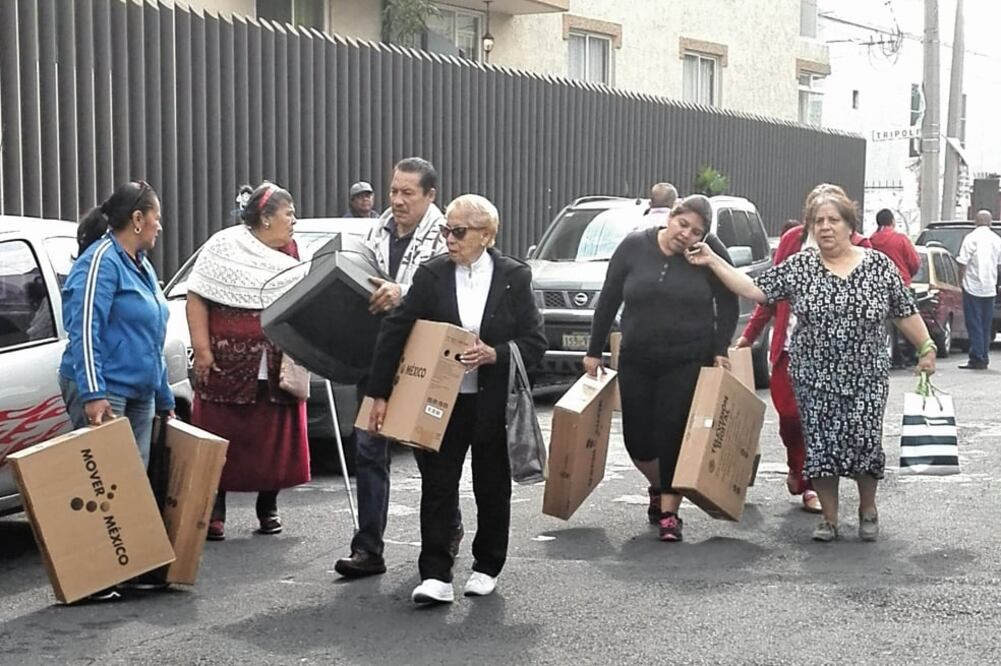 Hasta la fecha se han entregado 6.5 millones de televisiones digitales en todo el país. Según la SCT, faltan por repartir 3 millones para cubrir 90% de la meta (ARCHIVO EL UNIVERSAL)