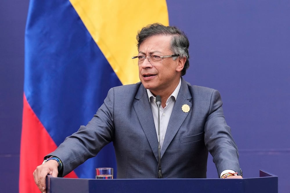 El presidente de Colombia, Gustavo Petro, durante un foro sobre democracia y multilateralismo en el Palacio de La Moneda en Santiago, Chile, el 21 de julio. FOTO: AP
