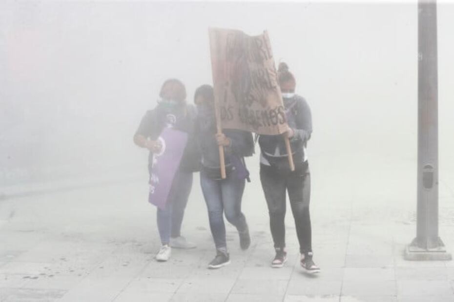 “No podía respirar, me quemaba; me invadió el pánico”; 6 reporteras hablan sobre el gas de la marcha del 8M