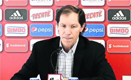 Chivas oficializa salida de Jaime Ordiales