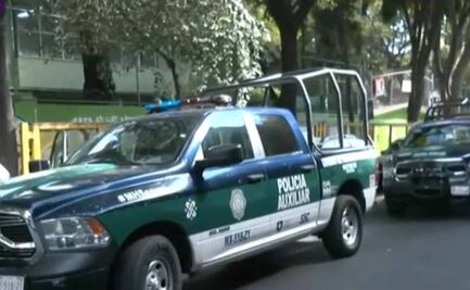 Maestra con crisis nerviosa intenta arrojarse de balcón en primaria de la CDMX