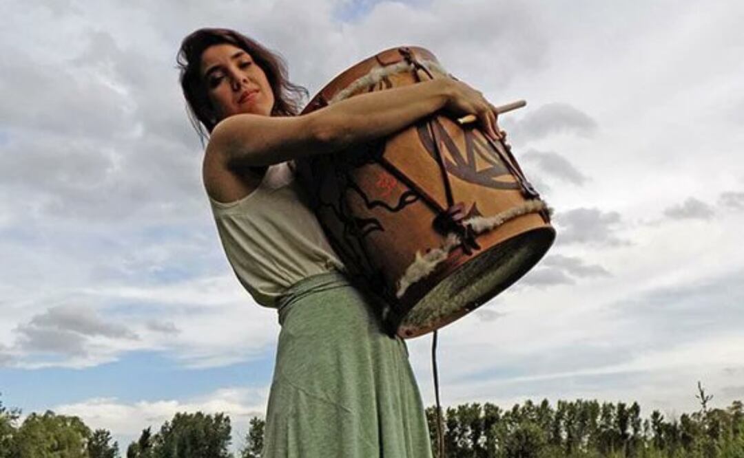 La cantautora folklórica Luvi Torres falleció a los 36 años tras una dura batalla contra el cáncer, diagnóstico que recibió en enero de 2023. Foto: Redes sociales