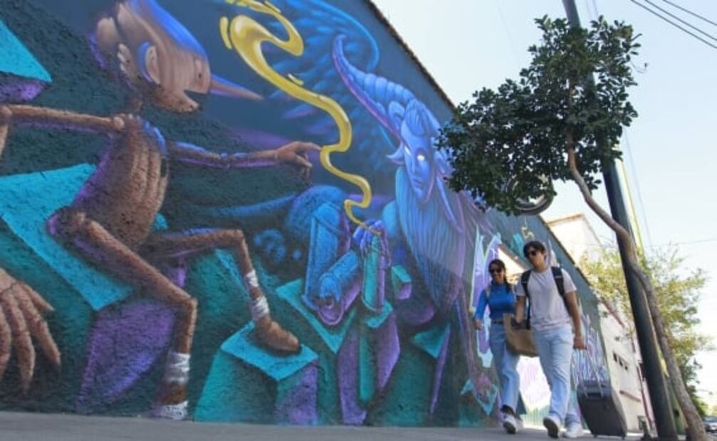 Mural en Guadalajara honra a Guillermo del Toro: "un jalisciense que la está rifando"
