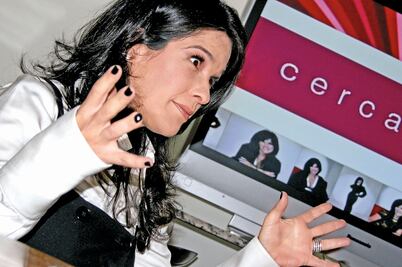 Debayle es linchada en las redes por 16 horas