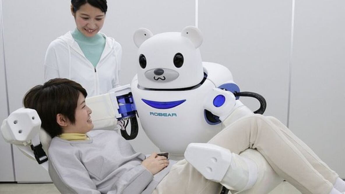 Getty Images Japón impulsa su tecnología robótica para ayudar a las personas mayores.