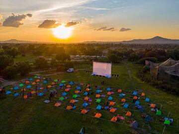 Cuánto cuesta la entrada al cine camping en Teotihuacán