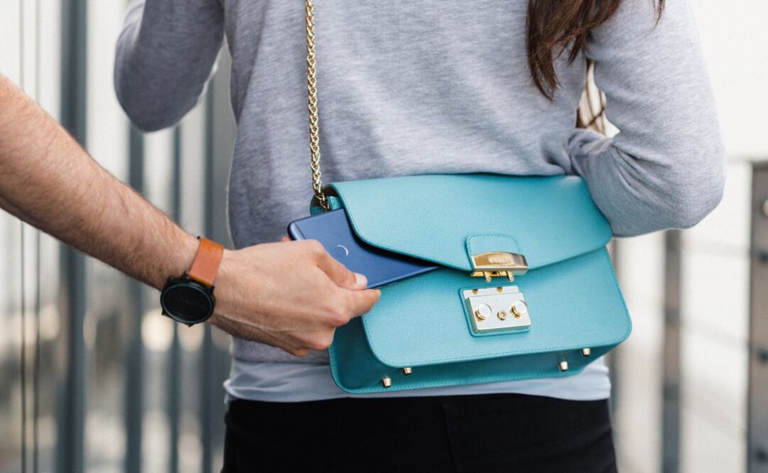 Si has sido víctima del hampa y no sabes cómo bloquear o recuperar la información de tu teléfono hurtado, a continuación te explicamos el procedimiento para lograrlo