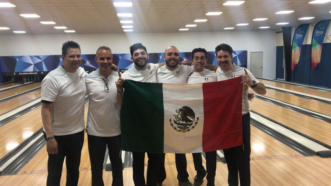 Equipo mexicano de boliche gana oro en los JCC 2023 - Foto: Conade