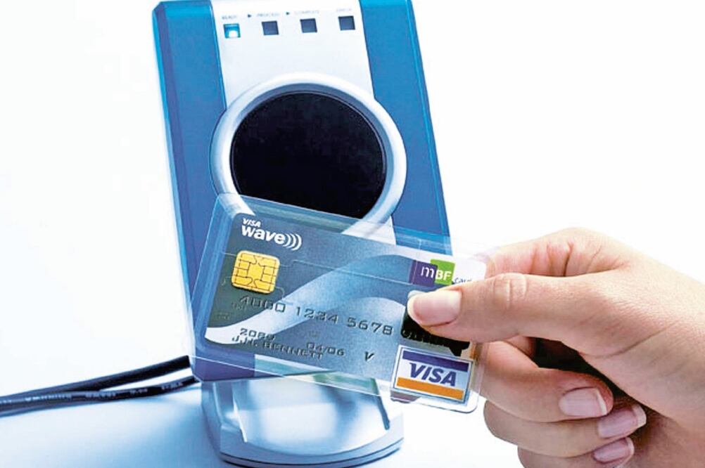 De acuerdo con Visa, se trabaja con bancos y con las autoridades para masificar los dispositivos que acepten el pago contactless  ()