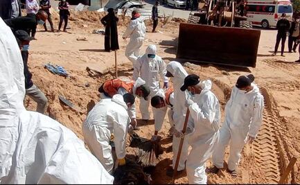 Hallan otros 60 cuerpos en una fosa común en un hospital de Gaza