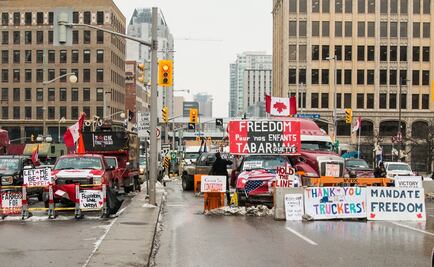 Suspende actividades planta de Ford por bloqueos de camioneros en Canadá