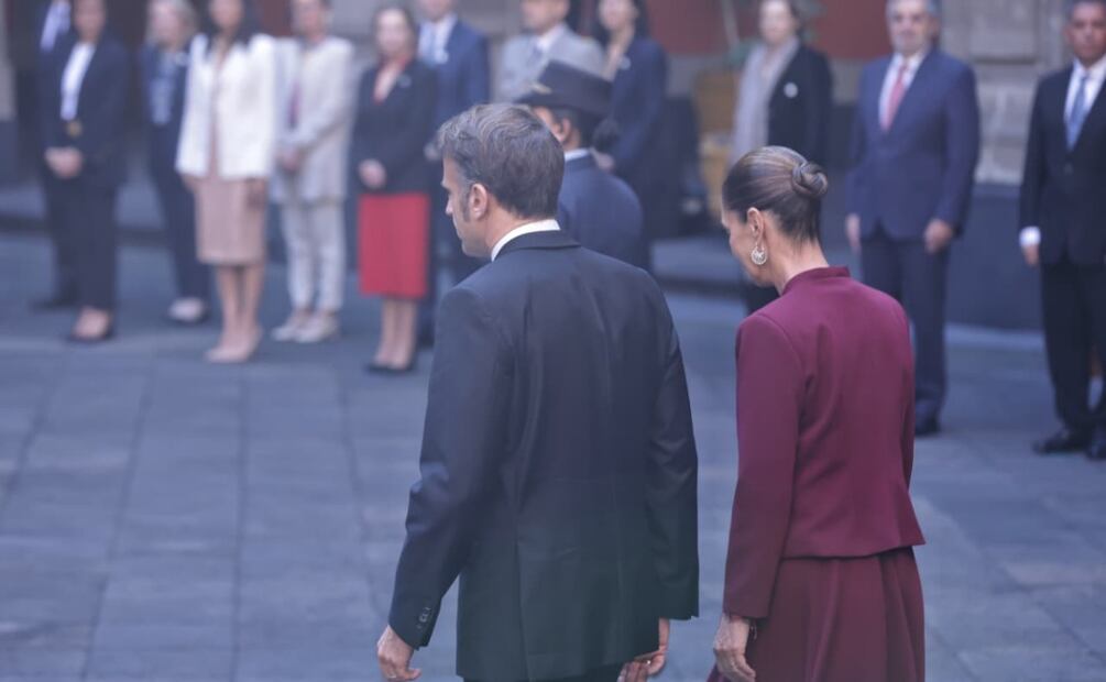 La presidenta Claudia Sheinbaum Pardo recibe al presidente de Francia, Emmanuel Macron, en el Patio de Honor de Palacio Nacional (07/11/2025). Foto: Fernanda Rojas / EL UNIVERSAL