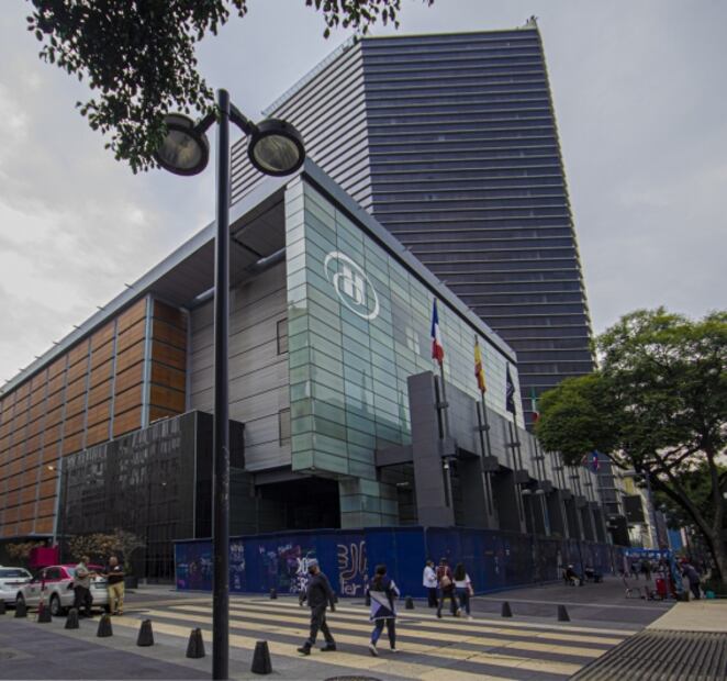 Elegantes edificios que perdió Avenida Juárez