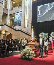 Bellas Artes despide a Aceves Navarro 