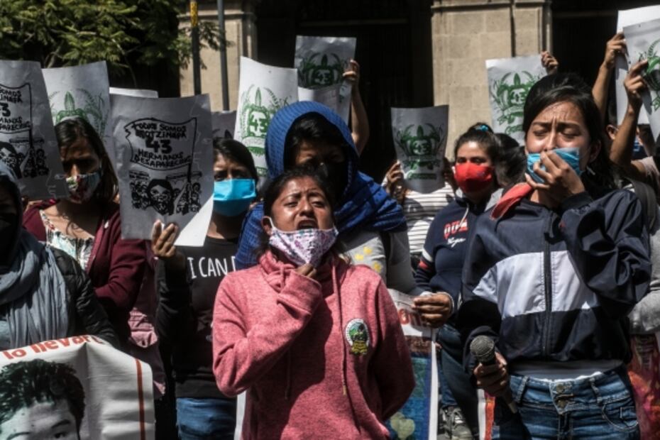 Manifestaciones contra AMLO y a seis años de Ayotzinapa, entre las fotos de la semana