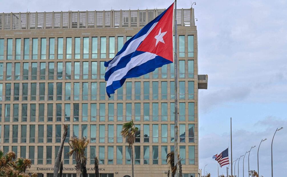 El Gobierno culpa a las sanciones económicas de Estados Unidos, que encarecen la adquisición de fármacos, tecnologías, materias primas o equipos en el exterior. Foto: AFP
