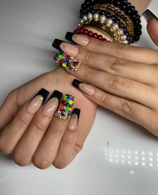 Las uñas 3D de Ángela Aguilar que se volverán tu obsesión