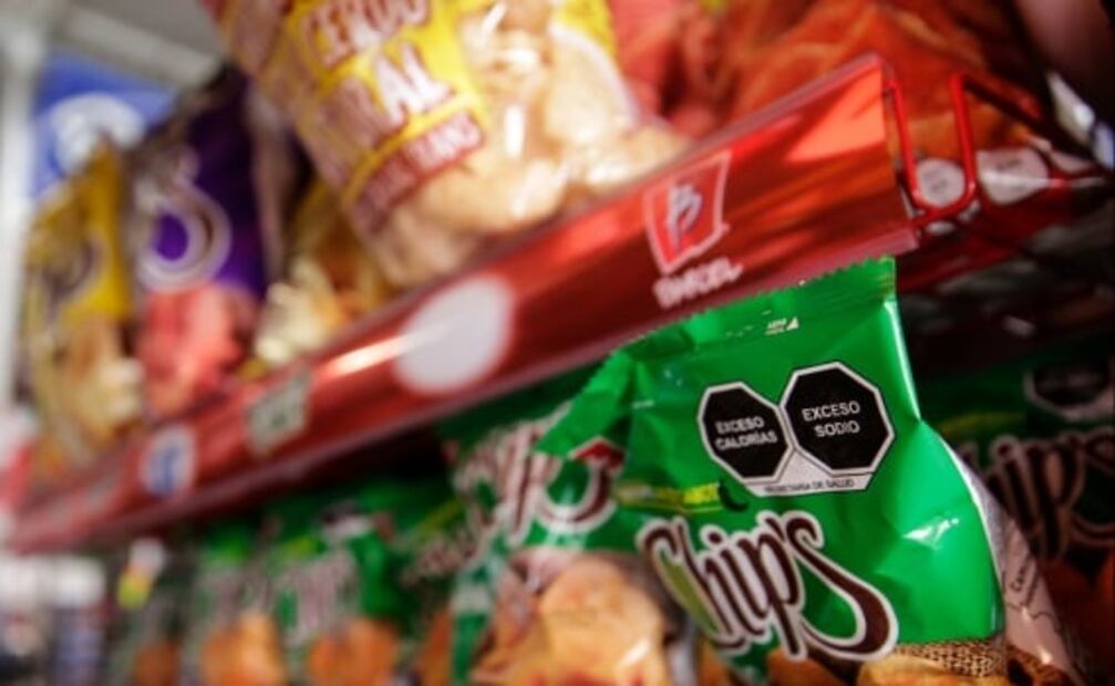 ¿El nuevo etiquetado ha reducido el consumo de la comida chatarra?