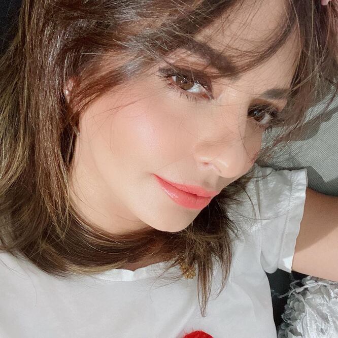 La actriz y celebridad impactó con figura atlética en Instagram. Foto: Instagram @ceci_galliano