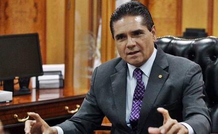 Lamenta Aureoles rezago educativo en Michoacán