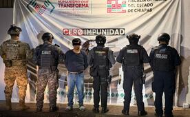Capturan en Tapachula, Chiapas, a “El Misterio”; entregan a presunto líder de la MS-13 buscado por homicidio y violación