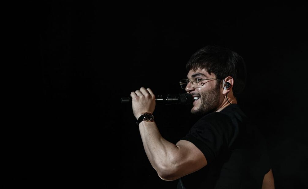 El cantante y compositor mexicano Tito Double P se presentó en el Palacio de los Deportes anoche. Foto: Gabriel Pano / EL UNIVERSAL