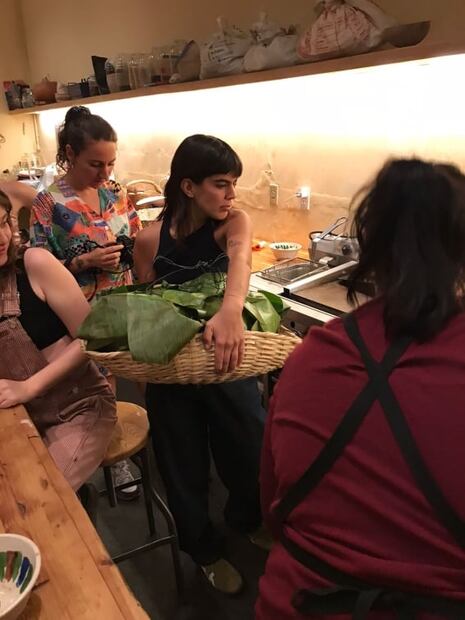 Comer zacahuil, un acto para "acabar con tu agresor"; ¿de dónde viene la tradición?