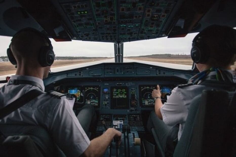 Cuánto gana un piloto aviador en México