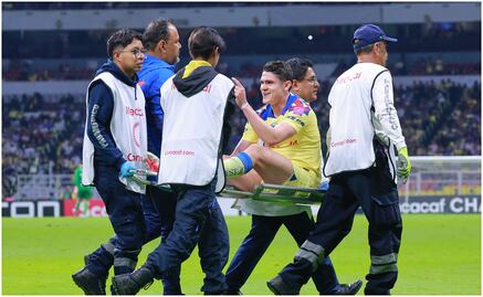 América: Israel Reyes fue operado por una herida en la rodilla derecha en el Clásico Nacional