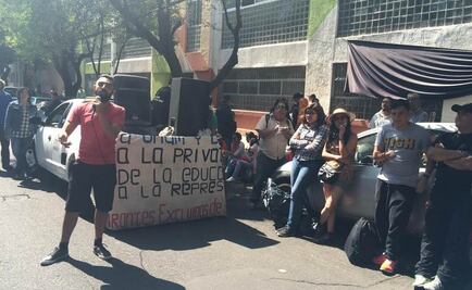 Arriba a UACM protesta de estudiantes excluidos 