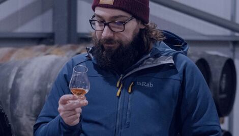 Esta es la historia del catador de whisky, confinado en casa por miedo a perder olfato y gusto por Covid 