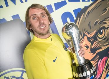 América busca comprar menos y formar más jugadores