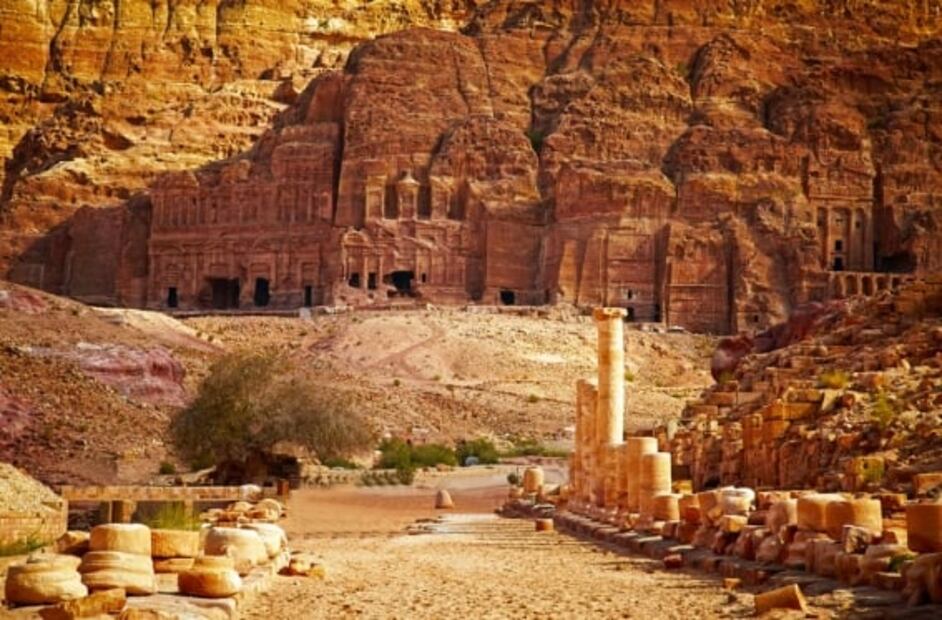 Visita Petra en compañía de Rania de Jordania con Google Maps