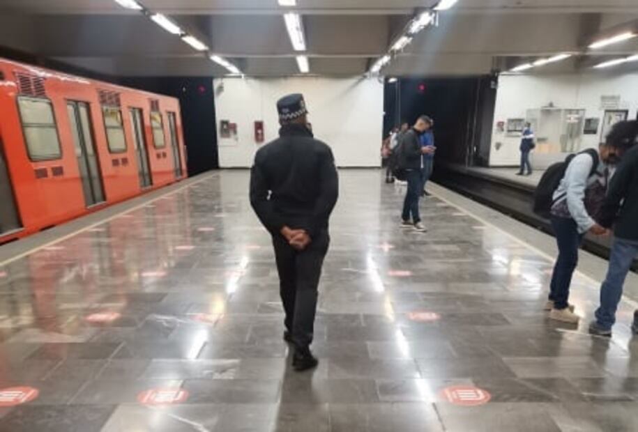Crónica de una noche en el último vagón del Metro... con todo y Guardia Nacional