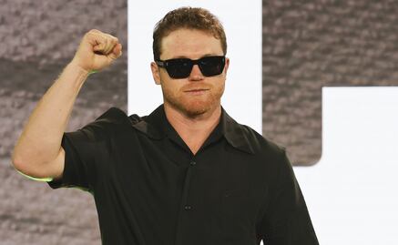 Canelo Álvarez cumplió 35 años en la cima del boxeo; estos son sus máximos logros