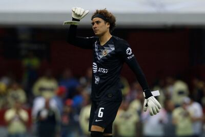 Guillermo Ochoa culpa al Standard de no llegar al Nápoli