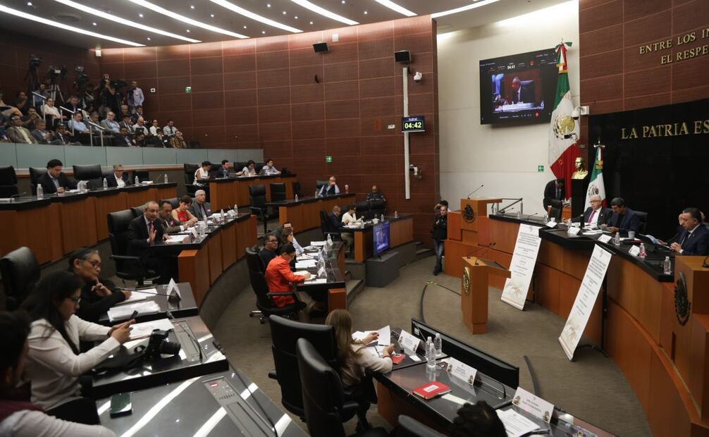 Senado en conversatorios sobre la Ley de Telecomunicaciones. Foto: Carlos Mejía/EL UNIVERSAL