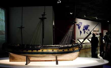 Extraen piezas de vajilla de oro y plata de la fragata Mercedes