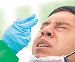 American Airlines introduce pasaporte sanitario digital