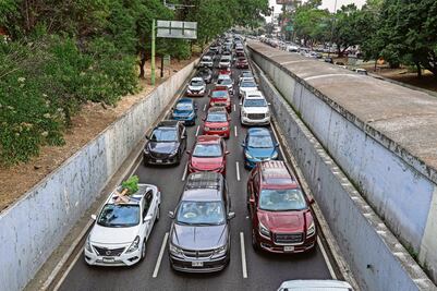 Proponen ampliar subsidio de tenencia en CDMX; sería para automóviles con valor de hasta 550 mil pesos