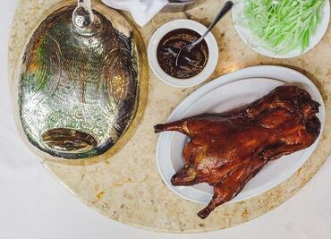 Pato laqueado, un manjar gastronómico que nos regala China