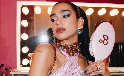 Dua Lipa luce mini bikini con el que parece una verdadera Barbie